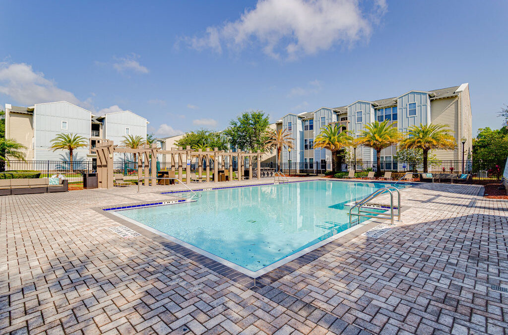 What to Look for in Housing Near HCC: Beyond Traditional HCC Dorms